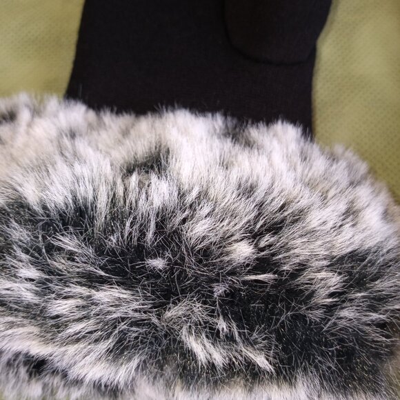 faux fur gloves - Picture 4 of 5